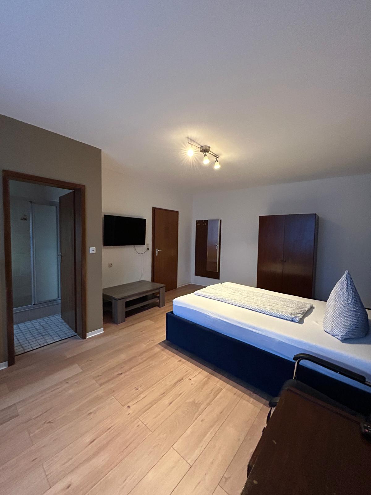 Appartement mit voll ausgestattet für Langzeitaufenthalte und ideal für Monteure und Projektteams im Hotel-Pension Weller Mühlheim in Mühlheim am Main